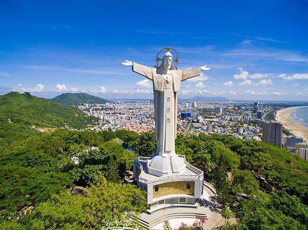 VŨNG TÀU - NHÀ ÚP NGƯỢC – BẾN THUYỀN MARINA